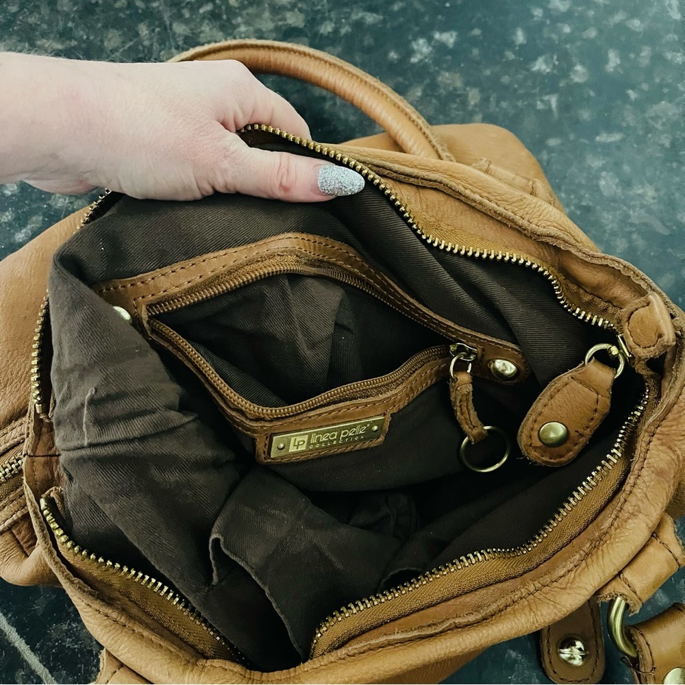 Linea Pelle Brown Leather Shoulder Bag with Gold Accents - Picture 5 of 11